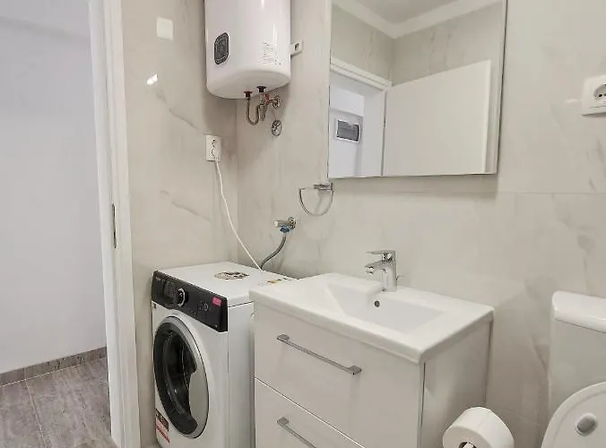 דירה Gallery Freya זאדאר